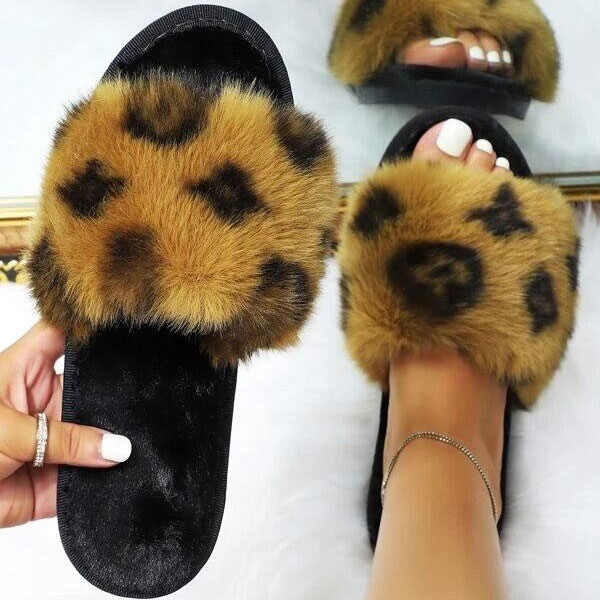 Black Slippers - Image 3