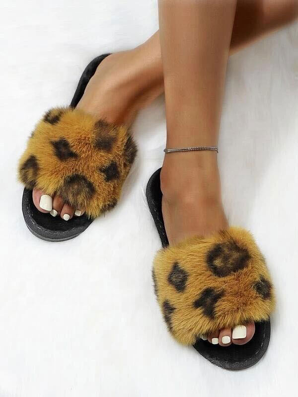 Black Slippers - Image 7